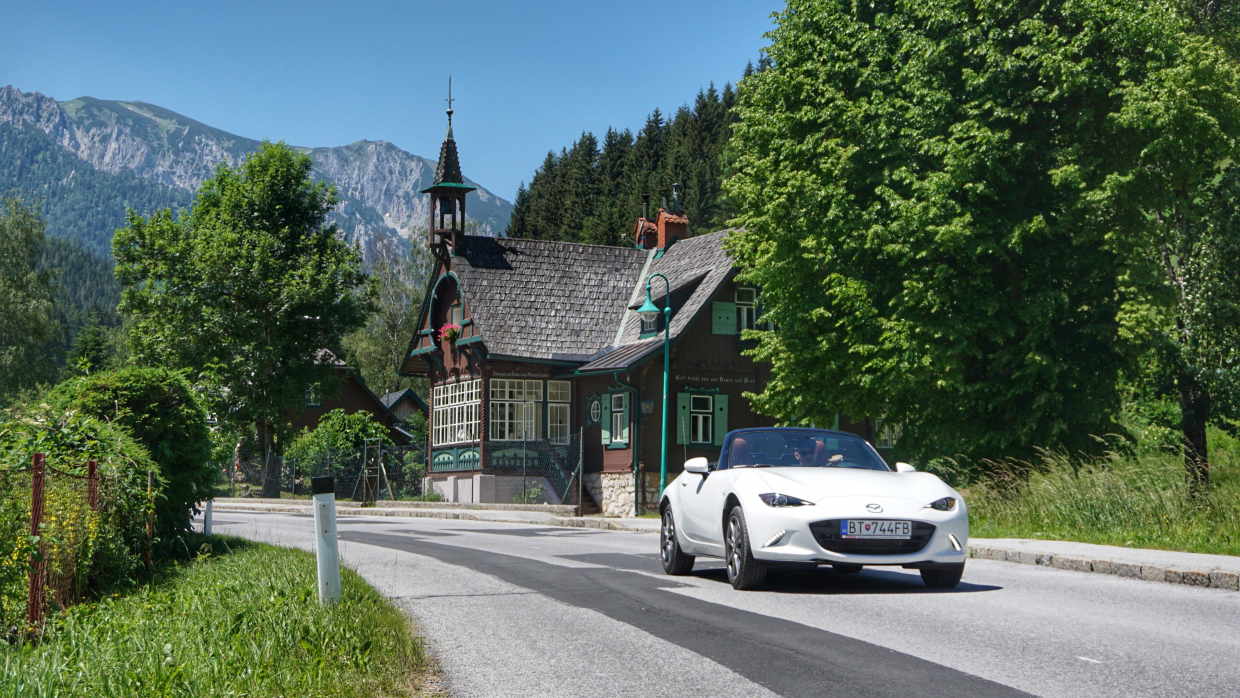 Jazdi v lete na cabriolete